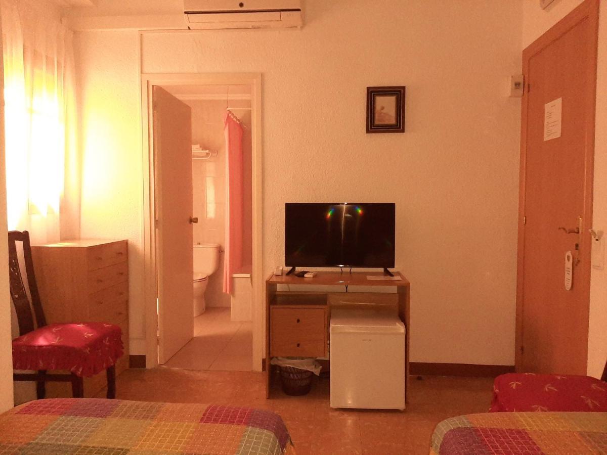 Hostal Platja Cambrils Ngoại thất bức ảnh