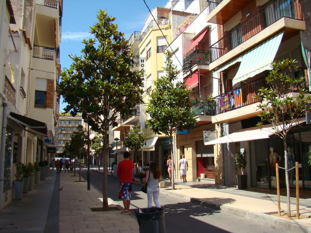 Hostal Platja Cambrils Ngoại thất bức ảnh