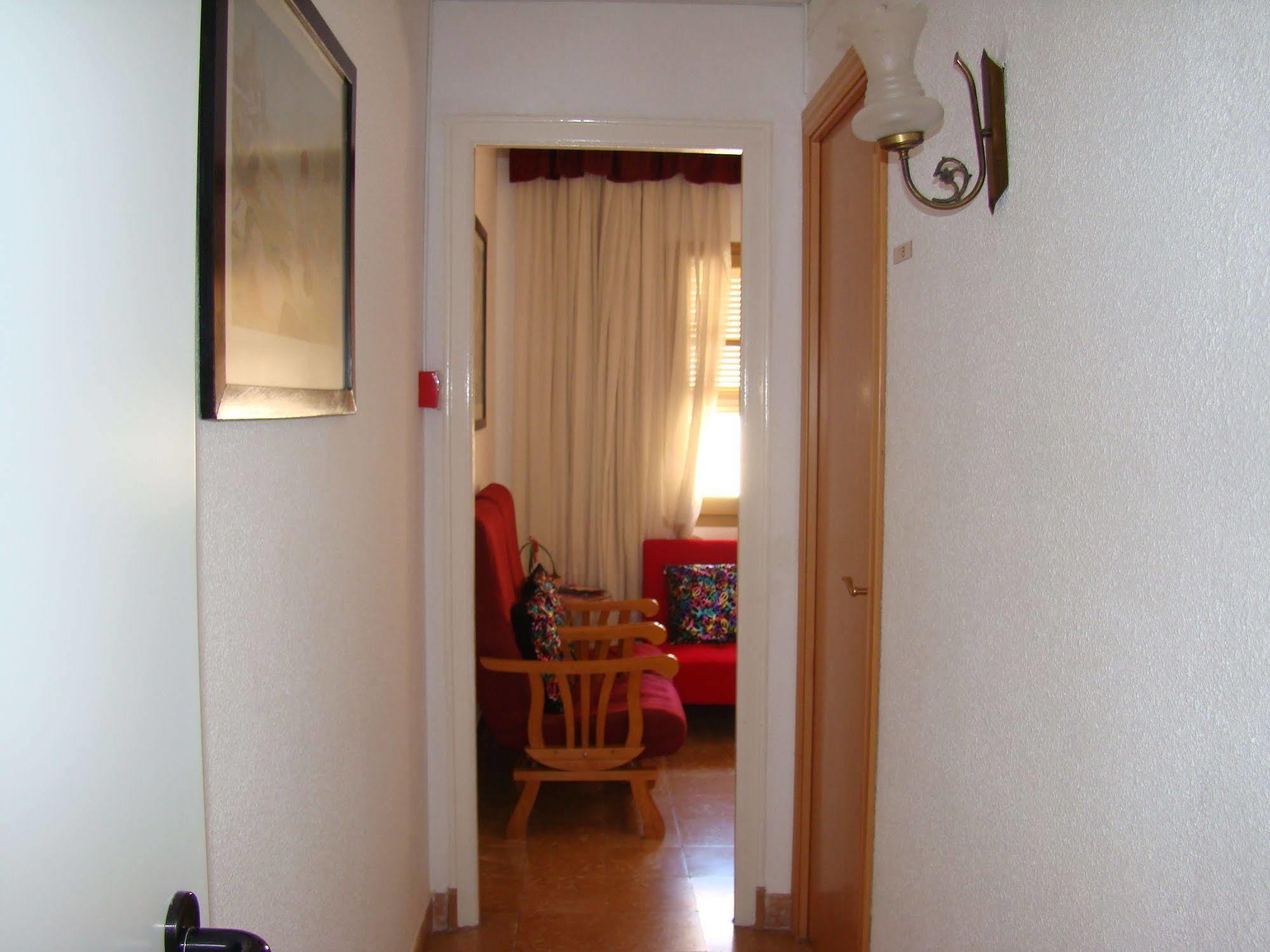 Hostal Platja Cambrils Ngoại thất bức ảnh