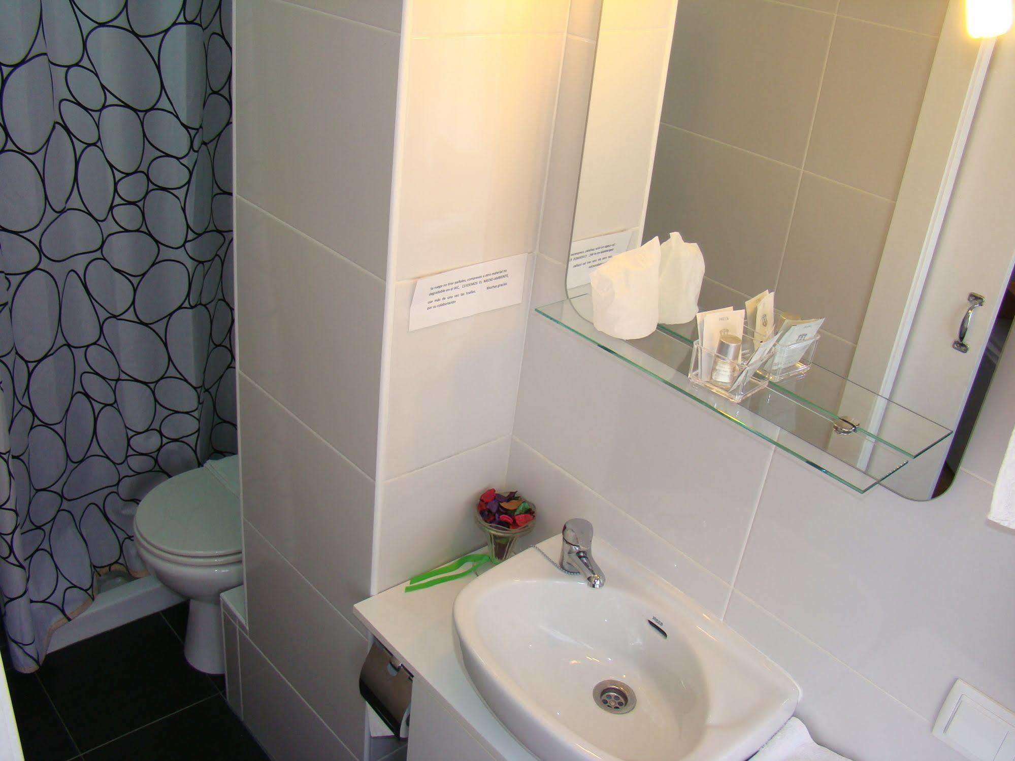 Hostal Platja Cambrils Ngoại thất bức ảnh